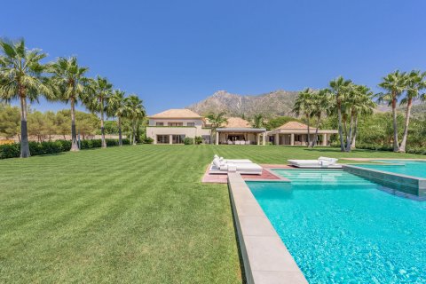 Villa pārdošanā Marbella, Malaga, Spānijā 9 istabas, 2438 m2 Nr. 21046 - attēls 1