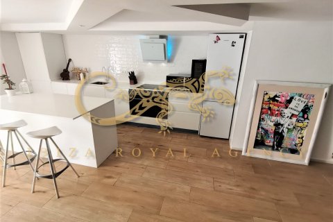 Dzīvoklis īrēšanai Cala de Bou, Ibiza, Spānijā 2 istabas, 70 m2 Nr. 30818 - attēls 2