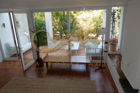 Dvīņu māja pārdošanā Talamanca, Ibiza, Spānijā 2 istabas, 92 m2 Nr. 30823 - attēls 12