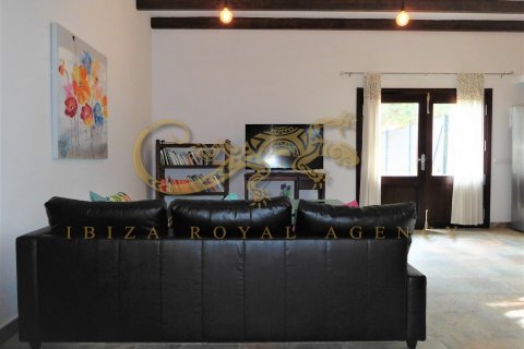 Villa īrēšanai Cala de Bou, Ibiza, Spānijā 1 istaba, 80 m2 Nr. 30853 - attēls 10