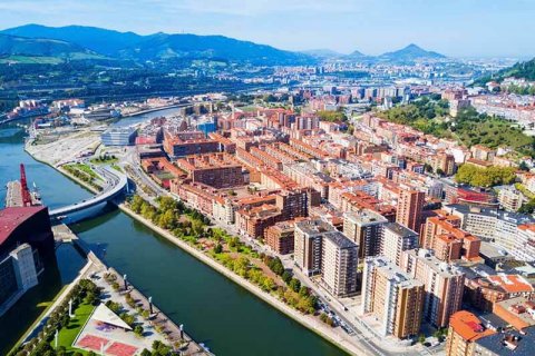 Investments in Spanish real estate market increased by 33% in 2021