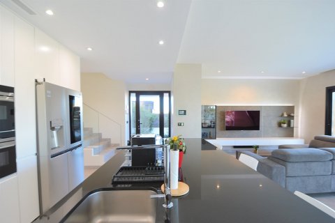 Villa pārdošanā Villamartin, Alicante, Spānijā 4 istabas, 166 m2 Nr. 36733 - attēls 6