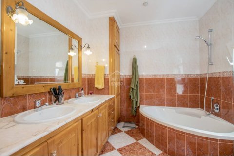 Rindu māja pārdošanā Es Castell, Menorca, Spānijā 4 istabas, 177 m2 Nr. 37560 - attēls 7
