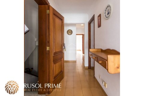 Dzīvoklis pārdošanā Mahon, Menorca, Spānijā 3 istabas, 88 m2 Nr. 39206 - attēls 3