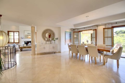 Villa īrēšanai Costa D'en Blanes, Mallorca, Spānijā 4 istabas, 400 m2 Nr. 39966 - attēls 5