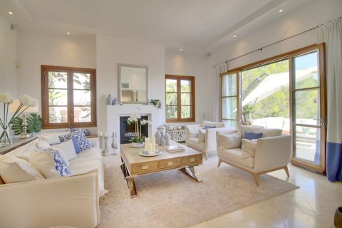 Villa īrēšanai Costa D'en Blanes, Mallorca, Spānijā 4 istabas, 400 m2 Nr. 39966 - attēls 2