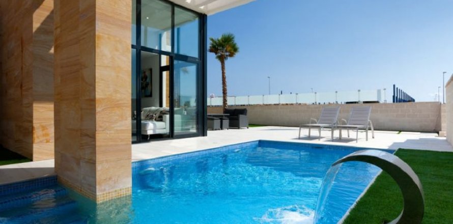 Villa Alicante, Spānijā 3 istabas, 132 m2 Nr. 42847