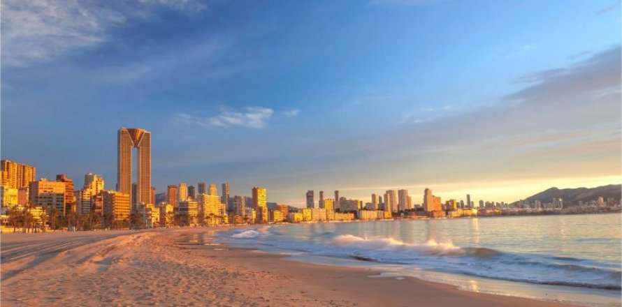 Dzīvoklis Benidorm, Alicante, Spānijā 2 istabas, 130 m2 Nr. 41902