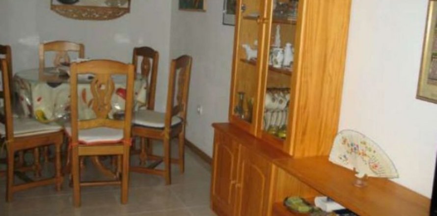 Dzīvoklis La Cala, Alicante, Spānijā 2 istabas, 80 m2 Nr. 45284
