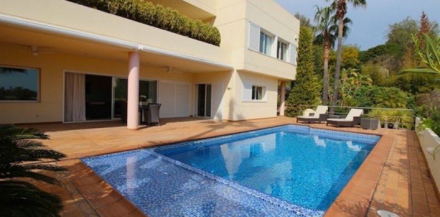 Villa Altea, Alicante, Spānijā 3 istabas, 292 m2 Nr. 45676