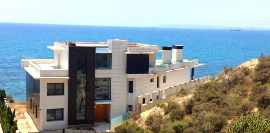 Villa Alicante, Spānijā 7 istabas, 1.14 m2 Nr. 43842