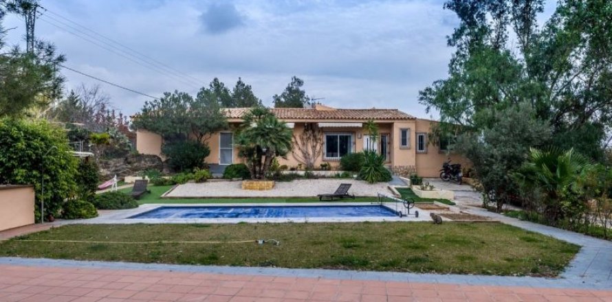 Villa Altea, Alicante, Spānijā 4 istabas, 240 m2 Nr. 44049