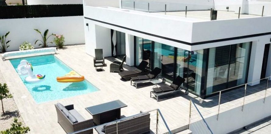 Villa Polop, Alicante, Spānijā 4 istabas, 300 m2 Nr. 42905