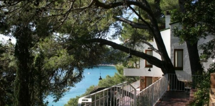 Villa Lloret de Mar, Girona, Spānijā 3 istabas, 530 m2 Nr. 45714
