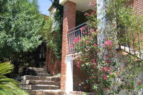 Villa pārdošanā Barcelona, Spānijā 4 istabas, 220 m2 Nr. 41463 - attēls 4
