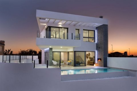 Villa pārdošanā Rojales, Alicante, Spānijā 3 istabas, 443 m2 Nr. 44593 - attēls 4