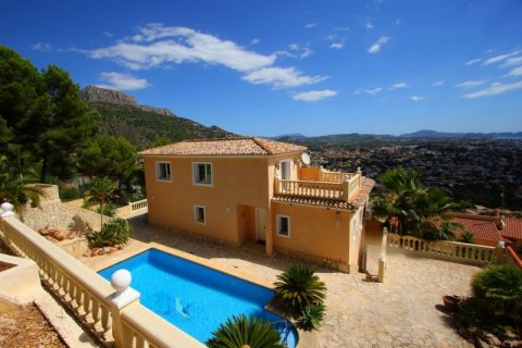 Villa pārdošanā Calpe, Alicante, Spānijā 4 istabas, 303 m2 Nr. 42723 - attēls 1