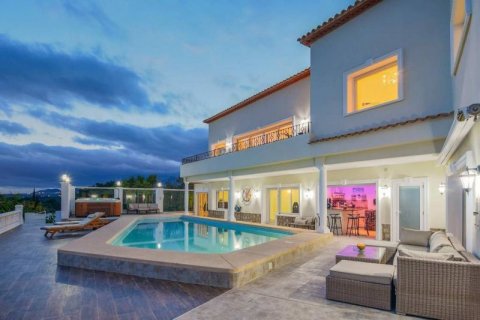 Villa pārdošanā Altea, Alicante, Spānijā 5 istabas, 420 m2 Nr. 41982 - attēls 1