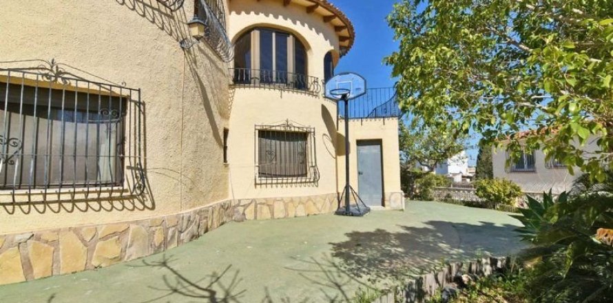 Villa Calpe, Alicante, Spānijā 5 istabas, 200 m2 Nr. 45015