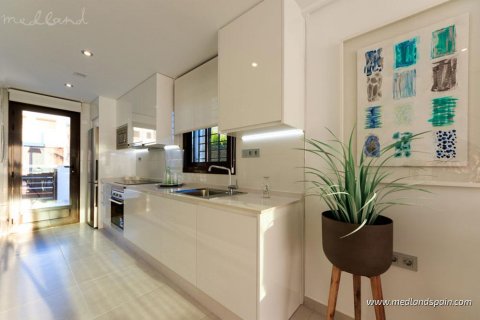 Rindu māja pārdošanā Pilar de la Horadada, Alicante, Spānijā 3 istabas, 93 m2 Nr. 47503 - attēls 9