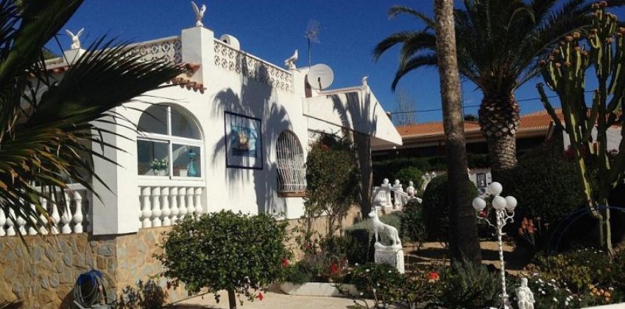 Villa La Nucia, Alicante, Spānijā 2 istabas, 150 m2 Nr. 44515