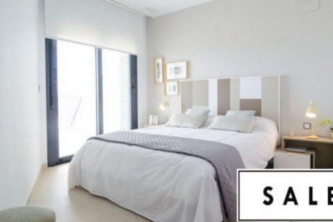 Dzīvoklis pārdošanā Los Arenales Del Sol, Alicante, Spānijā 3 istabas, 124 m2 Nr. 46612 - attēls 4