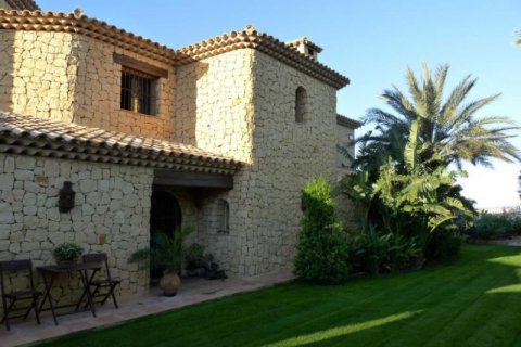 Villa pārdošanā El Campello, Alicante, Spānijā 6 istabas, 1055 m2 Nr. 44173 - attēls 7