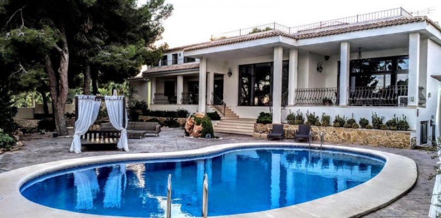 Villa Moraira, Alicante, Spānijā 6 istabas, 550 m2 Nr. 44245