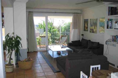 Villa pārdošanā Barcelona, Spānijā 4 istabas, 220 m2 Nr. 41463 - attēls 8