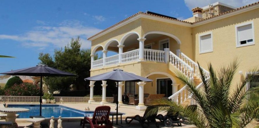 Villa La Nucia, Alicante, Spānijā 5 istabas, 330 m2 Nr. 44056