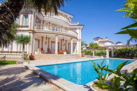 Villa pārdošanā Alicante, Spānijā 6 istabas, 750 m2 Nr. 41732 - attēls 1