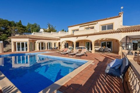 Villa pārdošanā Calpe, Alicante, Spānijā 3 istabas, 365 m2 Nr. 44231 - attēls 1