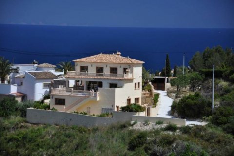 Villa pārdošanā Moraira, Alicante, Spānijā 6 istabas, 450 m2 Nr. 43756 - attēls 1