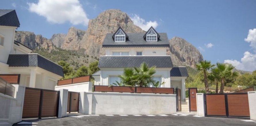 Villa Polop, Alicante, Spānijā 4 istabas, 250 m2 Nr. 43957