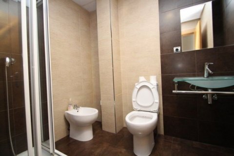 Hotelis pārdošanā Torrevieja, Alicante, Spānijā 30 istabas, 1000 m2 Nr. 44935 - attēls 7