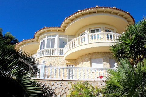 Villa pārdošanā La Nucia, Alicante, Spānijā 3 istabas, 247 m2 Nr. 44390 - attēls 2