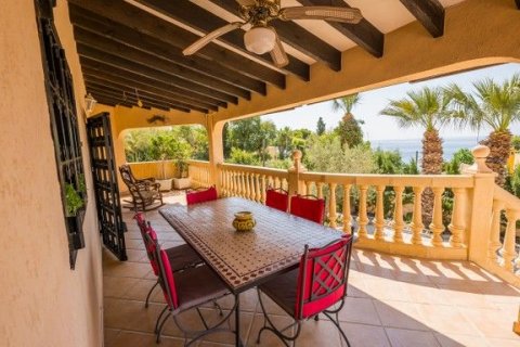 Villa pārdošanā El Campello, Alicante, Spānijā 4 istabas, 300 m2 Nr. 44107 - attēls 5