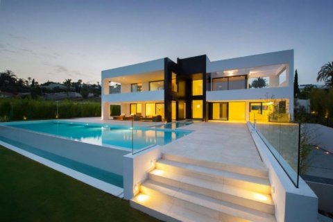Villa pārdošanā Marbella, Malaga, Spānijā 840 m2 Nr. 46068 - attēls 4