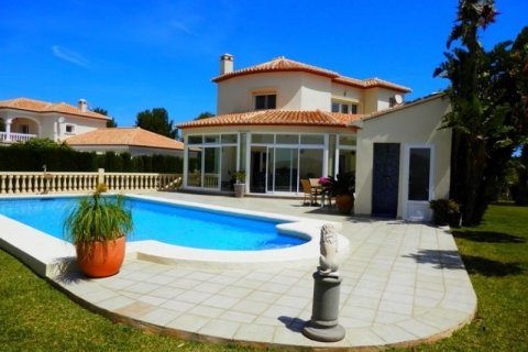 Villa pārdošanā Denia, Alicante, Spānijā 3 istabas, 234 m2 Nr. 45503 - attēls 7