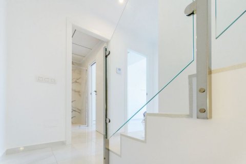 Rindu māja pārdošanā Villamartin, Alicante, Spānijā 3 istabas, 134 m2 Nr. 42549 - attēls 10