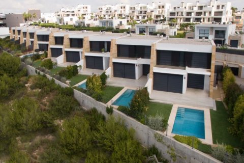 Rindu māja pārdošanā Villamartin, Alicante, Spānijā 3 istabas, 152 m2 Nr. 44630 - attēls 2