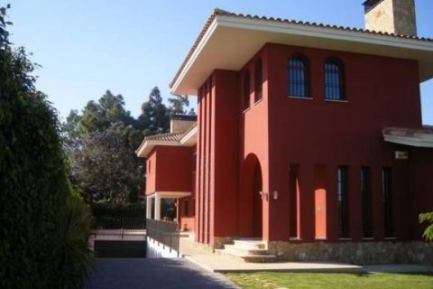 Villa pārdošanā El Campello, Alicante, Spānijā 6 istabas, 700 m2 Nr. 44433 - attēls 2