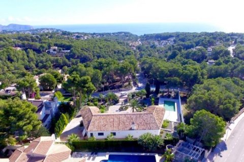 Villa pārdošanā Benissa, Alicante, Spānijā 4 istabas, 400 m2 Nr. 43956 - attēls 2