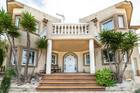 Villa pārdošanā Alfaz del Pi, Alicante, Spānijā 4 istabas, 205 m2 Nr. 43716 - attēls 3