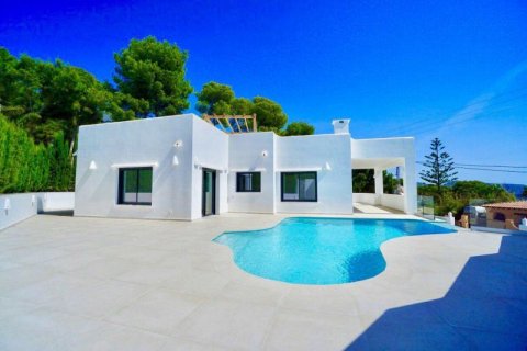 Villa pārdošanā Moraira, Alicante, Spānijā 3 istabas, 250 m2 Nr. 42975 - attēls 1