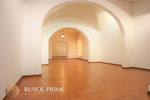 Komerciāls īpašums pārdošanā Ciutadella De Menorca, Menorca, Spānijā 244 m2 Nr. 47124 - attēls 1