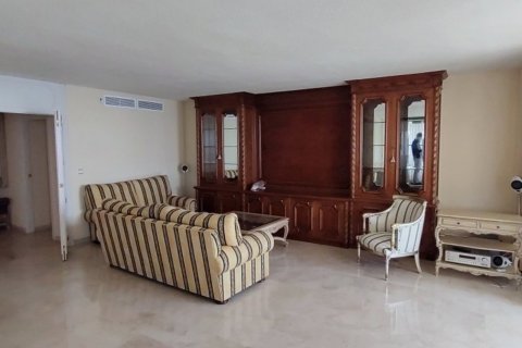 Penthauss pārdošanā Benidorm, Alicante, Spānijā 4 istabas, 250 m2 Nr. 50067 - attēls 4