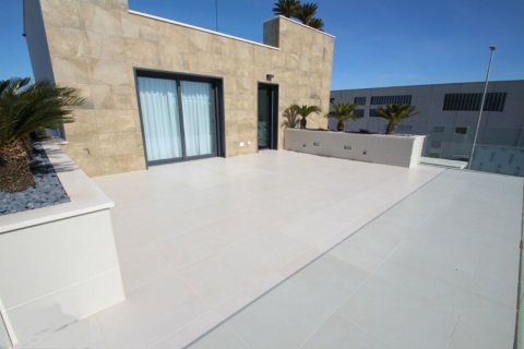 Villa pārdošanā San Miguel de Salinas, Alicante, Spānijā 4 istabas, 197 m2 Nr. 49751 - attēls 18