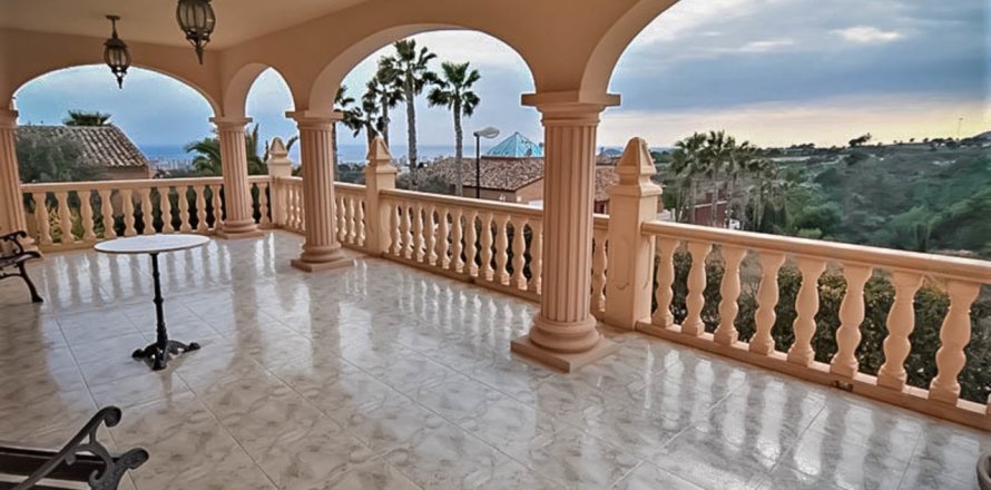 Villa La Nucia, Alicante, Spānijā 4 istabas, 395 m2 Nr. 50297