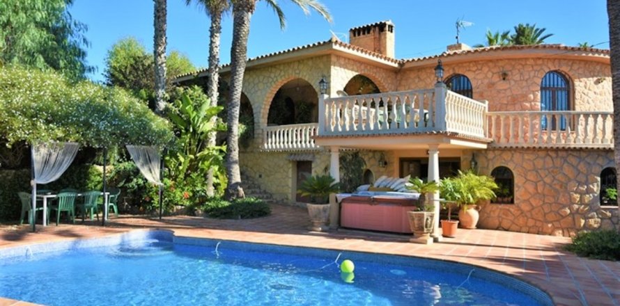 Villa La Nucia, Alicante, Spānijā 6 istabas, 450 m2 Nr. 50310